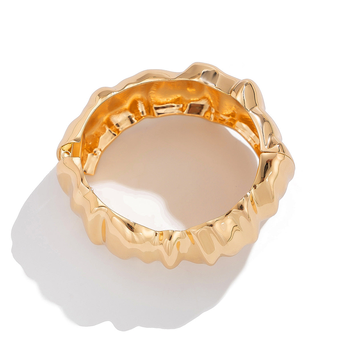 Gleam Cuff